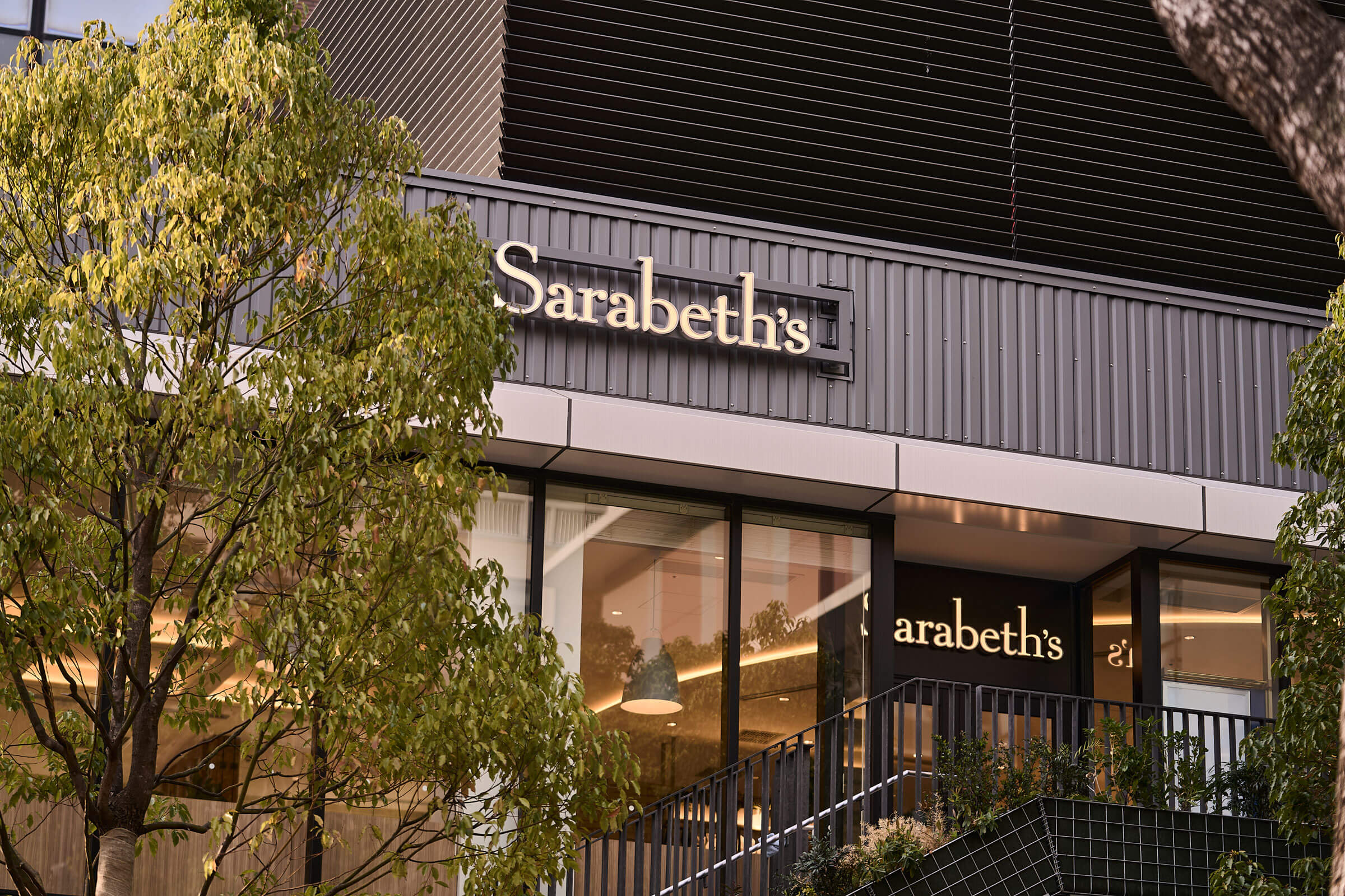 サラベスBASEGATE横浜関内店パーティープラン